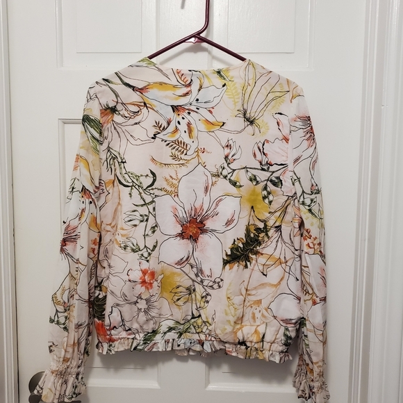 Inc. International Concepts Floral Print 100% Cotton L/S Top Lge, Ruffle Hemline - Picture 9 of 9